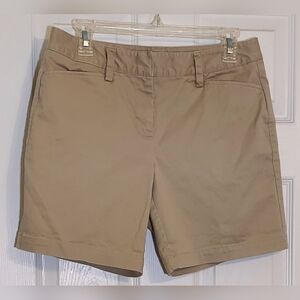 LANDS' END | 8P Khaki 5" Mid-Rise Chino Shorts.